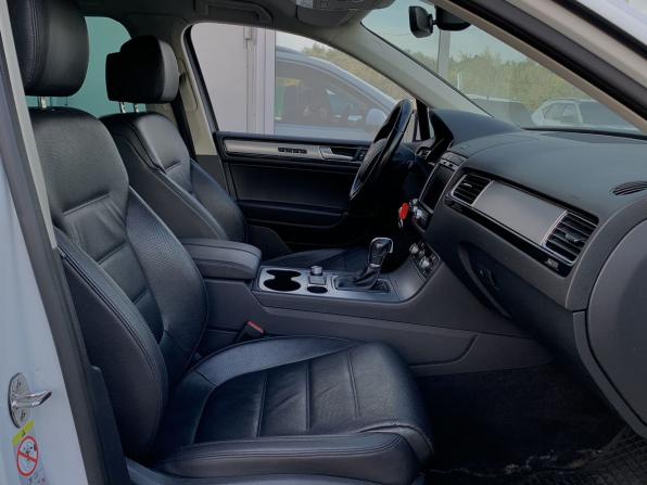Volkswagen Touareg II Рестайлинг с пробегом 2017 года, цена 3 449 000 рублей, 95133 км, внедорожник, Автокод Объявления