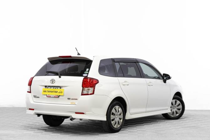 Toyota Corolla XI (E160 E170 E180) с пробегом 2013 года, цена 1 279 000 рублей, 141200 км, универсал, Автокод Объявления