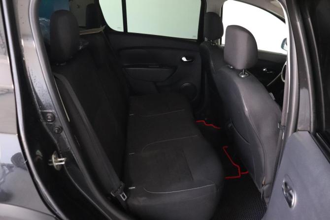 Renault Sandero II с пробегом 2015 года, цена 721 000 рублей, 203308 км, хэтчбек, Автокод Объявления