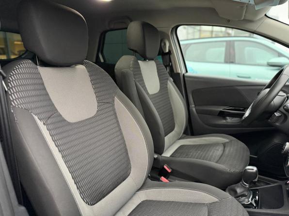 Renault Kaptur I с пробегом 2017 года, цена 1 322 000 рублей, 100148 км, внедорожник, Автокод Объявления