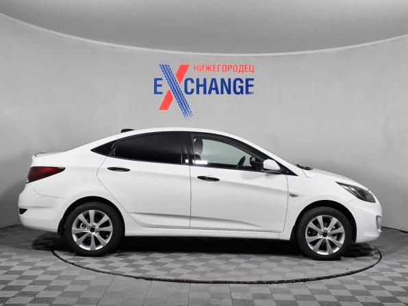 Hyundai Solaris I с пробегом 2011 года, цена 639 000 рублей, 157571 км, седан, Автокод Объявления