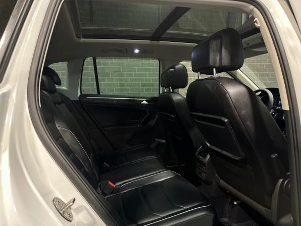 Volkswagen Tiguan II с пробегом 2017 года, цена 2 685 000 рублей, 107108 км, внедорожник, Автокод Объявления