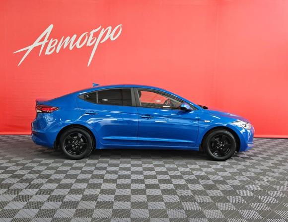 Hyundai Elantra VI (AD) с пробегом 2018 года, цена 1 350 000 рублей, 87299 км, седан, Автокод Объявления