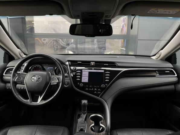 Toyota Camry VIII (XV70) с пробегом 2018 года, цена 2 719 000 рублей, 110548 км, седан, Автокод Объявления