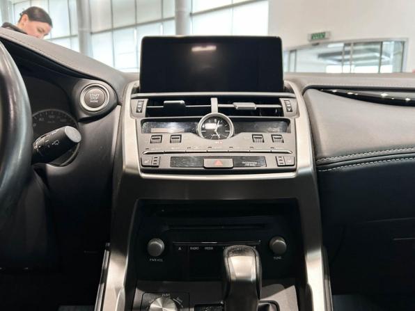 Lexus NX I Рестайлинг с пробегом 2020 года, цена 3 823 000 рублей, 65784 км, внедорожник, Автокод Объявления