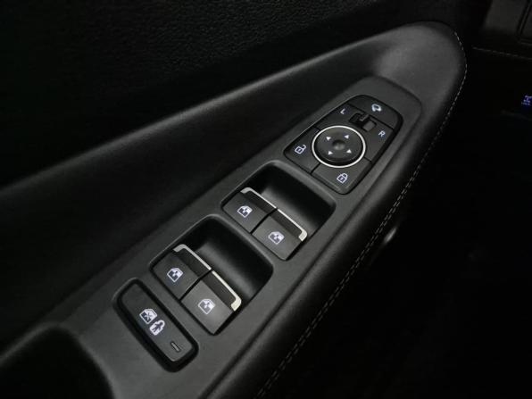 Hyundai Santa Fe IV Рестайлинг с пробегом 2023 года, цена 3 650 000 рублей, 45746 км, внедорожник, Автокод Объявления