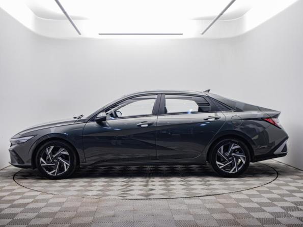 Hyundai Elantra VII (CN7) Рестайлинг с пробегом 2024 года, цена 2 239 000 рублей, 13078 км, седан, Автокод Объявления