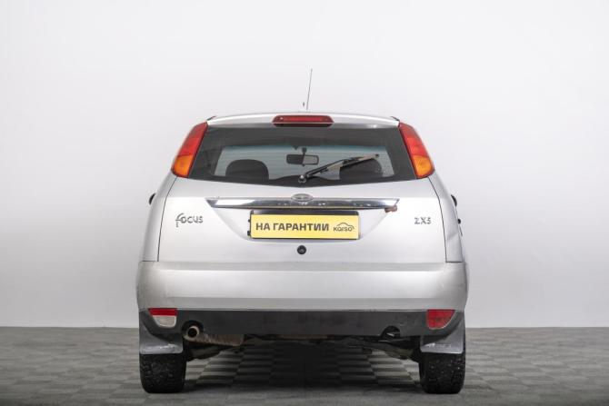 Ford Focus I с пробегом 2001 года, цена 299 000 рублей, 305000 км, хэтчбек, Автокод Объявления