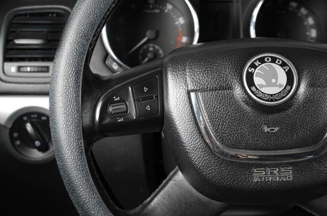 Skoda Yeti I с пробегом 2013 года, цена 719 000 рублей, 225117 км, внедорожник, Автокод Объявления