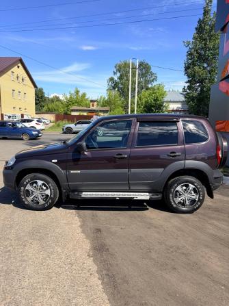 Chevrolet Niva I Рестайлинг с пробегом 2017 года, цена 750 000 рублей, 63000 км, внедорожник, Автокод Объявления