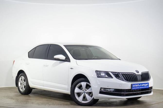Skoda Octavia III (A7) Рестайлинг с пробегом 2019 года, цена 1 699 000 рублей, 180518 км, лифтбек, Автокод Объявления