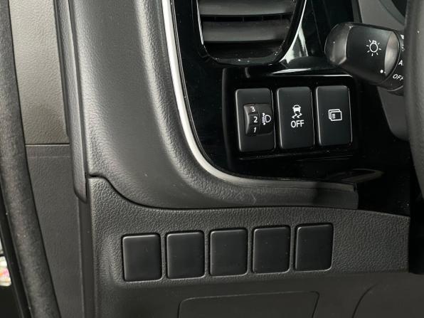 Mitsubishi Outlander III Рестайлинг 2 с пробегом 2017 года, цена 2 045 000 рублей, 102215 км, внедорожник, Автокод Объявления