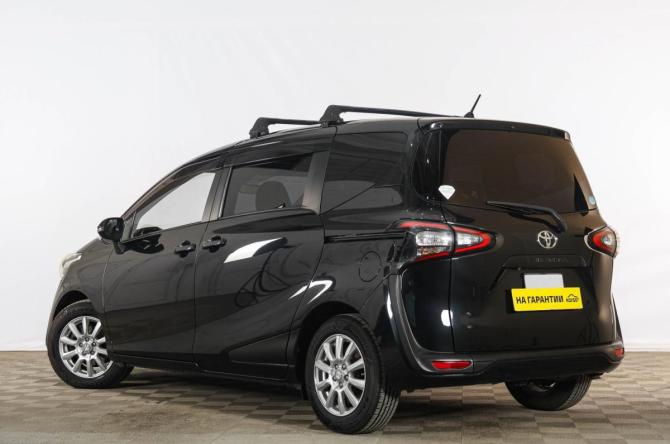 Toyota Sienta II с пробегом 2016 года, цена 1 529 000 рублей, 203600 км, компактвэн, Автокод Объявления