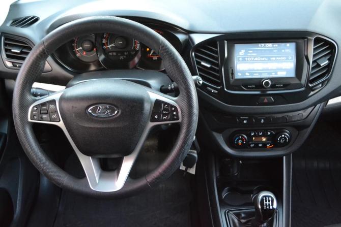 Lada (ВАЗ) Vesta I с пробегом 2018 года, цена 850 000 рублей, 146795 км, седан, Автокод Объявления