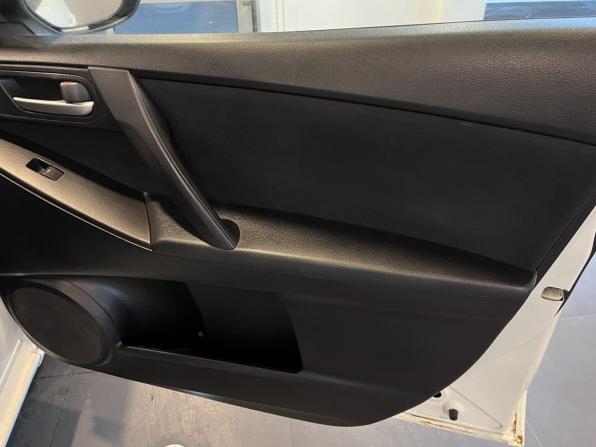Mazda 3 II (BL) с пробегом 2009 года, цена 545 000 рублей, 292146 км, седан, Автокод Объявления