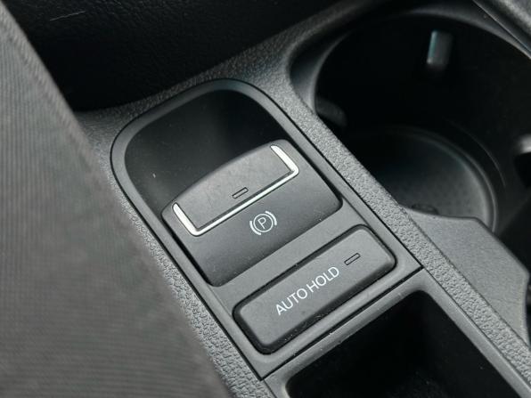 Volkswagen Tiguan I Рестайлинг с пробегом 2015 года, цена 1 580 000 рублей, 179243 км, внедорожник, Автокод Объявления