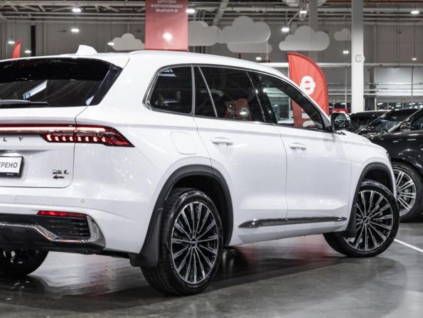 Geely Monjaro I Рестайлинг с пробегом 2025 года, цена 3 855 000 рублей, 13000 км, внедорожник, Автокод Объявления