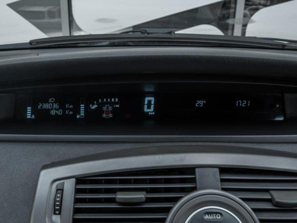 Renault Scenic II Рестайлинг с пробегом 2008 года, цена 485 000 рублей, 238036 км, компактвэн, Автокод Объявления