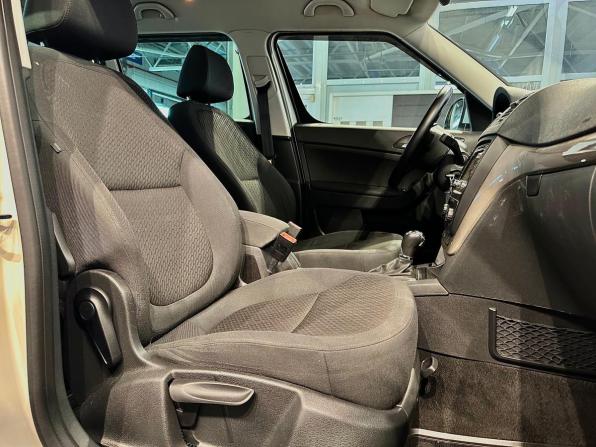 Skoda Yeti I Рестайлинг с пробегом 2014 года, цена 1 280 000 рублей, 153182 км, внедорожник, Автокод Объявления