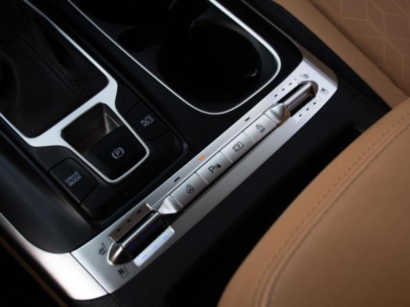 Kia Carnival IV с пробегом 2022 года, цена 3 579 000 рублей, 79000 км, минивэн, Автокод Объявления