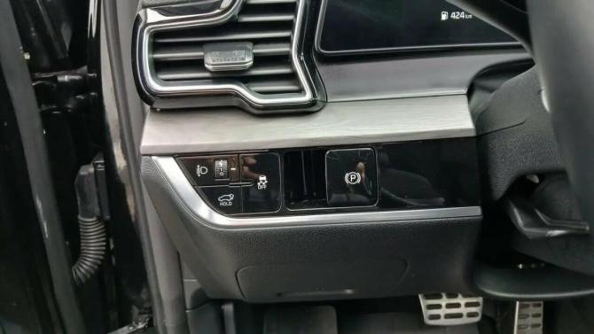 Kia Sportage V с пробегом 2023 года, цена 3 724 000 рублей, 40748 км, внедорожник, Автокод Объявления
