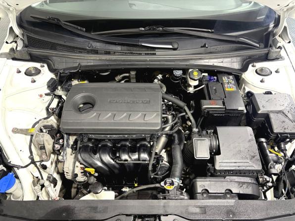 Hyundai Elantra VII (CN7) с пробегом 2021 года, цена 1 590 000 рублей, 182402 км, седан, Автокод Объявления