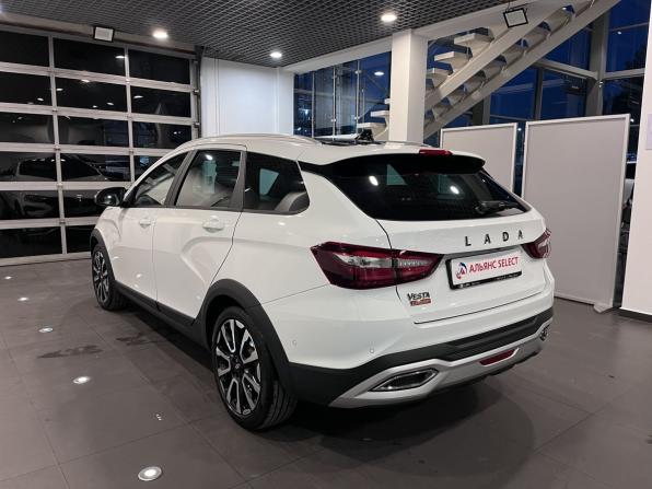Lada (ВАЗ) Vesta I Рестайлинг (NG) с пробегом 2025 года, цена 2 300 000 рублей, 3400 км, универсал, Автокод Объявления