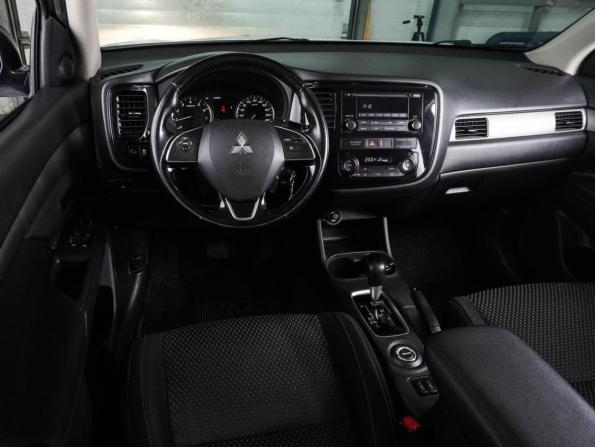 Mitsubishi Outlander III Рестайлинг 2 с пробегом 2016 года, цена 1 789 000 рублей, 129829 км, внедорожник, Автокод Объявления