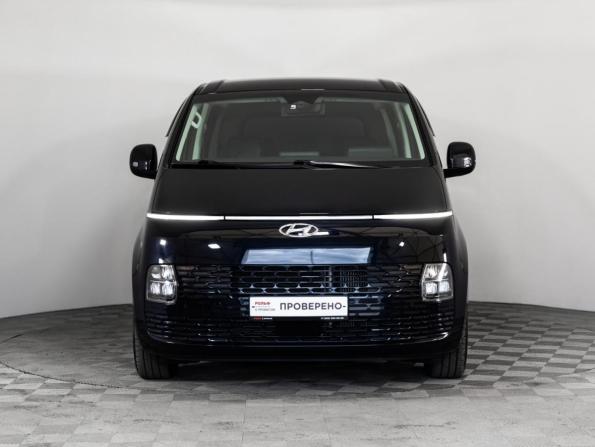 Hyundai Staria I с пробегом 2022 года, цена 4 999 000 рублей, 42622 км, минивэн, Автокод Объявления