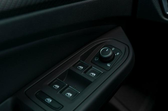 Volkswagen Golf R VIII с пробегом 2023 года, цена 4 990 000 рублей, 16286 км, хэтчбек, Автокод Объявления