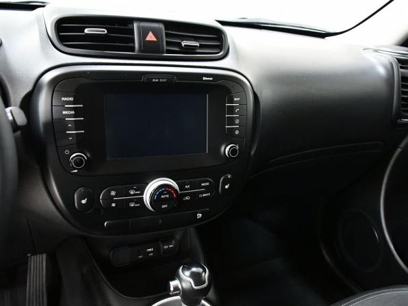 Kia Soul II Рестайлинг с пробегом 2018 года, цена 1 497 000 рублей, 170791 км, хэтчбек, Автокод Объявления