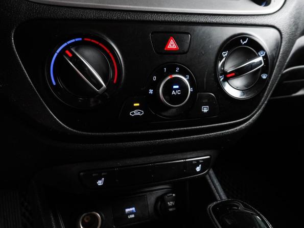 Hyundai Solaris II Рестайлинг с пробегом 2022 года, цена 1 499 000 рублей, 111568 км, седан, Автокод Объявления