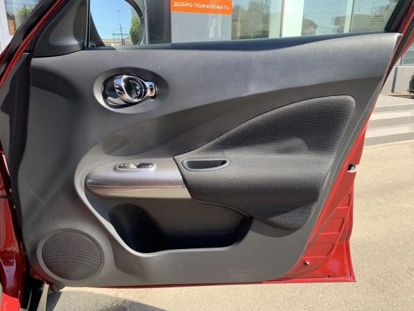 Nissan Juke I с пробегом 2012 года, цена 975 000 рублей, 81000 км, внедорожник, Автокод Объявления