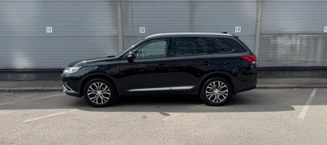 Mitsubishi Outlander III Рестайлинг 2 с пробегом 2017 года, цена 1 579 000 рублей, 185050 км, внедорожник, Автокод Объявления
