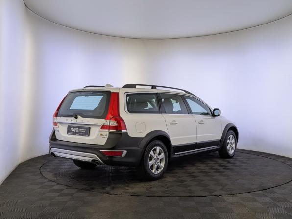 Volvo XC70 II Рестайлинг с пробегом 2014 года, цена 1 990 000 рублей, 228704 км, универсал, Автокод Объявления