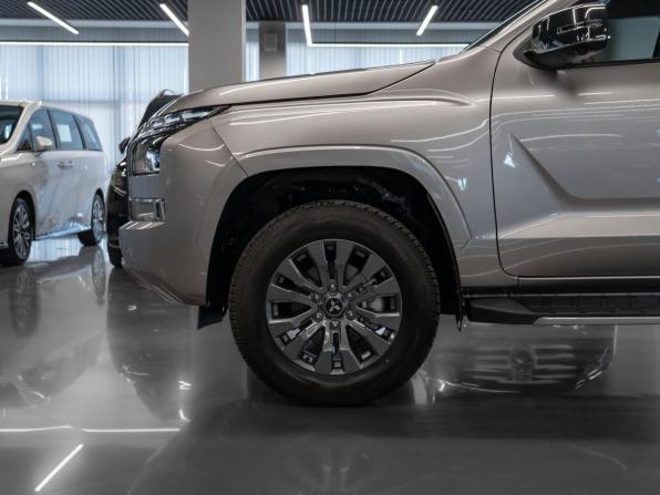 Mitsubishi L200 VI с пробегом 2025 года, цена 5 300 000 рублей, 50 км, пикап, Автокод Объявления