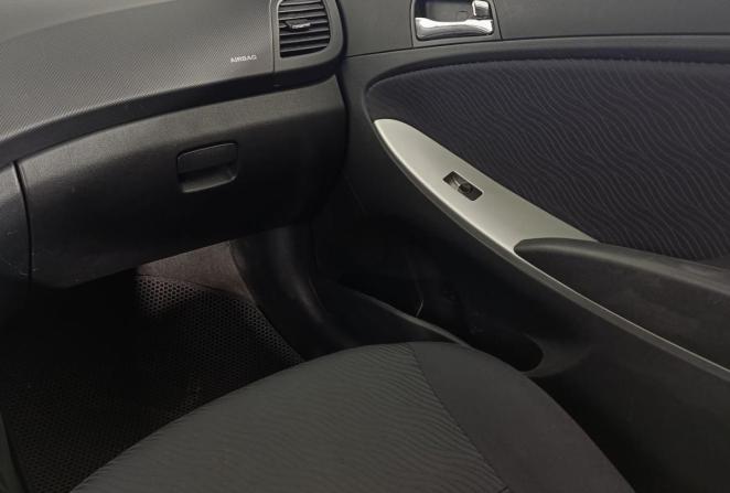 Hyundai Solaris I с пробегом 2013 года, цена 920 000 рублей, 235961 км, седан, Автокод Объявления