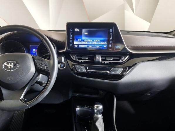 Toyota C-HR I с пробегом 2019 года, цена 2 349 000 рублей, 31120 км, внедорожник, Автокод Объявления