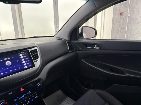 Hyundai Tucson III с пробегом 2016 года, цена 1 999 000 рублей, 111181 км, внедорожник, Автокод Объявления