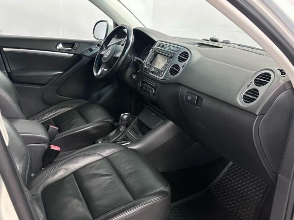Volkswagen Tiguan I Рестайлинг с пробегом 2012 года, цена 1 330 000 рублей, 179820 км, внедорожник, Автокод Объявления
