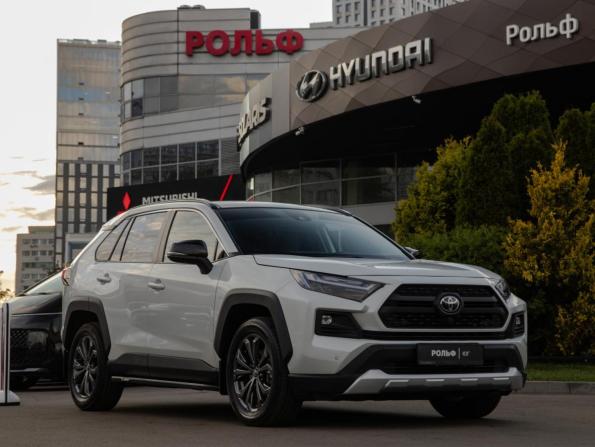 Toyota RAV4 V (XA50) с пробегом 2025 года, цена 3 880 000 рублей, 7291 км, внедорожник, Автокод Объявления