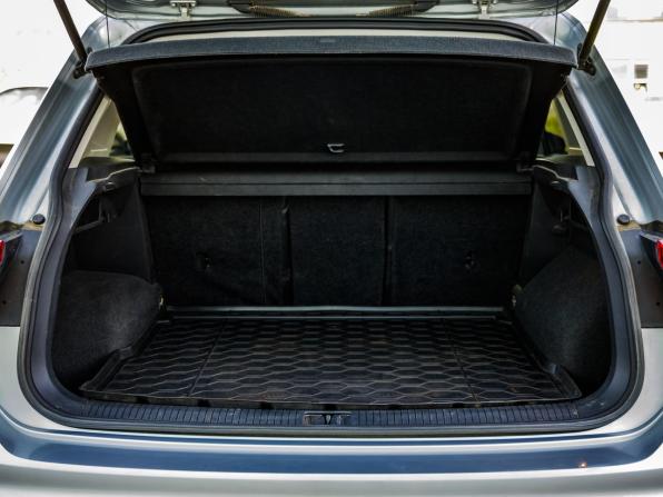 Volkswagen Tiguan II с пробегом 2019 года, цена 2 398 000 рублей, 76128 км, внедорожник, Автокод Объявления