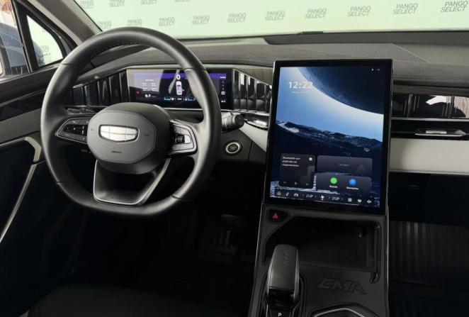 Geely Atlas II с пробегом 2024 года, цена 3 220 000 рублей, 11037 км, внедорожник, Автокод Объявления