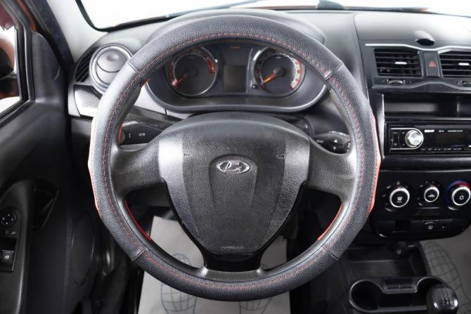 Lada (ВАЗ) Granta I Рестайлинг с пробегом 2019 года, цена 679 000 рублей, 53083 км, универсал, Автокод Объявления
