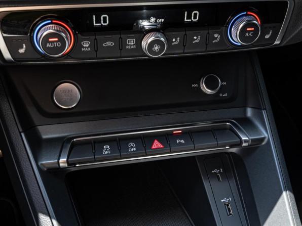 Audi Q3 II (F3) с пробегом 2019 года, цена 3 270 000 рублей, 145214 км, внедорожник, Автокод Объявления
