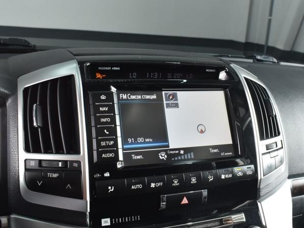 Toyota Land Cruiser 200 Series Рестайлинг 1 с пробегом 2013 года, цена 3 884 995 рублей, 222048 км, внедорожник, Автокод Объявления