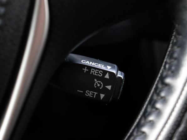 Toyota RAV4 IV (XA40) Рестайлинг с пробегом 2015 года, цена 2 250 000 рублей, 145039 км, внедорожник, Автокод Объявления
