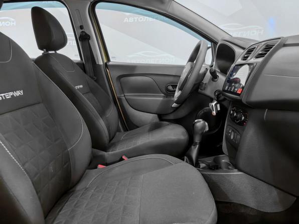 Renault Sandero II Рестайлинг с пробегом 2018 года, цена 1 260 000 рублей, 134000 км, хэтчбек, Автокод Объявления