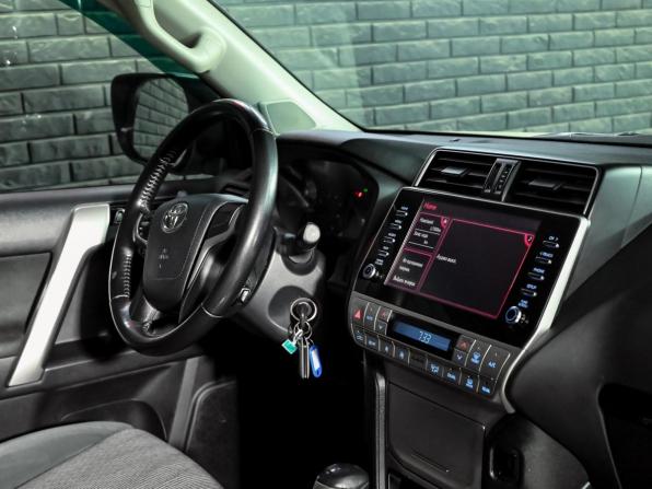 Toyota Land Cruiser Prado 150 Series Рестайлинг 3 с пробегом 2022 года, цена 4 895 000 рублей, 99261 км, внедорожник, Автокод Объявления