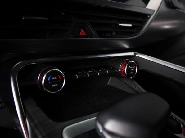 Geely Tugella I Рестайлинг с пробегом 2023 года, цена 2 999 000 рублей, 44500 км, внедорожник, Автокод Объявления